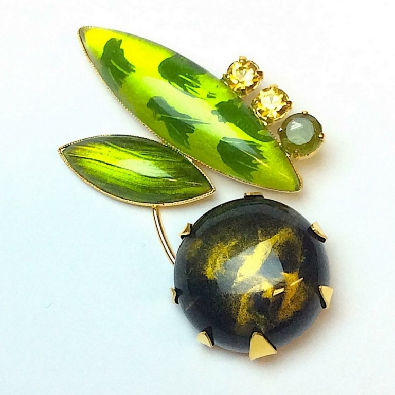 Broche multi-cabochons en résine et verre vert moiré et noir charbonneux
